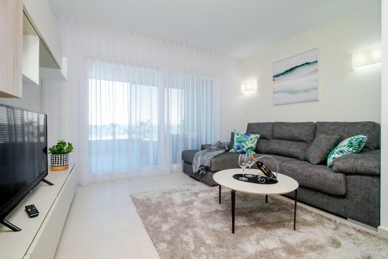 Espanatour Yuliana Torrevieja Buitenkant foto